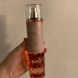 Bath and body works fine mist
